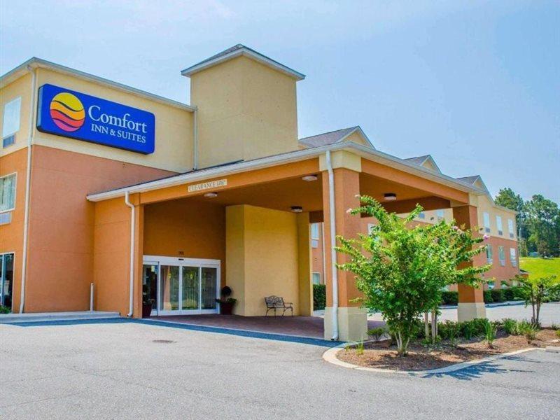 קרסטוויו Comfort Inn & Suites מראה חיצוני תמונה