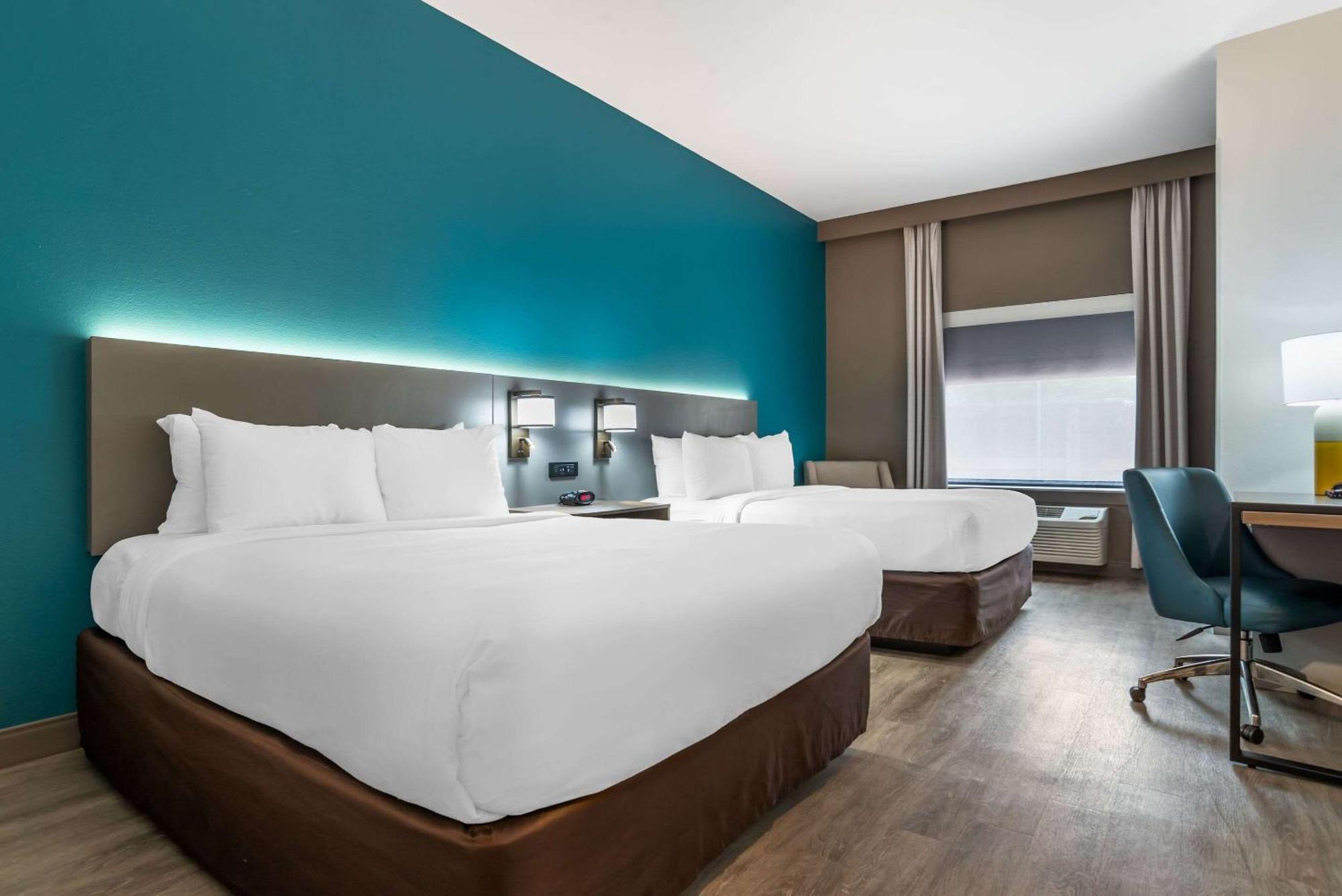 קרסטוויו Comfort Inn & Suites מראה חיצוני תמונה