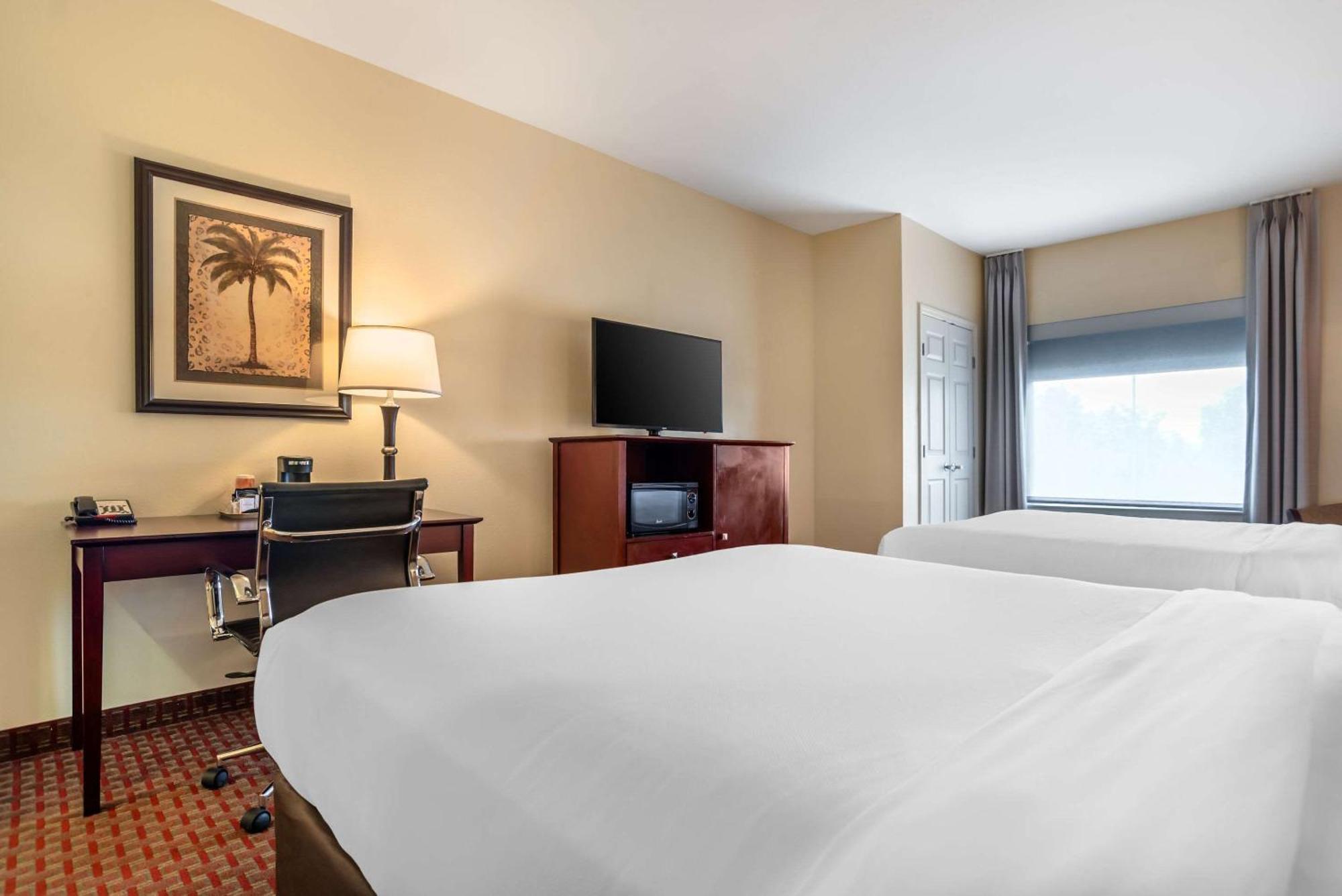 קרסטוויו Comfort Inn & Suites מראה חיצוני תמונה